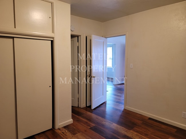 Building Photo - No Deposit