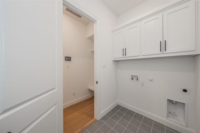 Building Photo - 2105 Tremont Dr