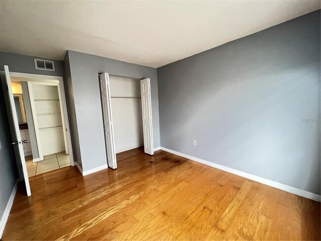 Building Photo - 2535 N Alafaya Trail