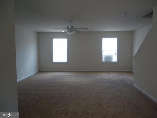 Building Photo - 23196 Westwood Ct