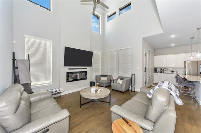 Building Photo - 467 Chambers Pl