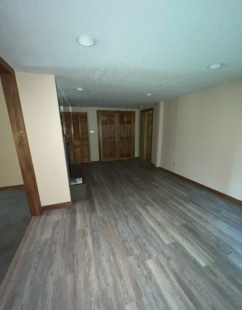 living - 258 E Hubert Ave
