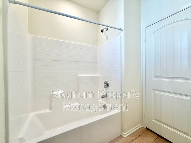 Building Photo - 27417 Georgetown Dr