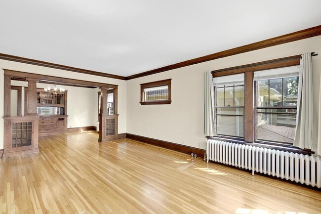 Building Photo - 971 Goodrich Ave