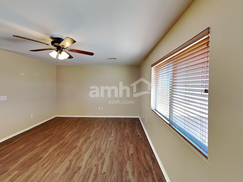 Building Photo - 12979 N Sabal Palm Way