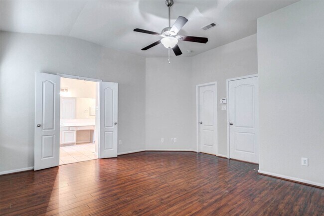 Building Photo - 24314 Courtland Oaks St