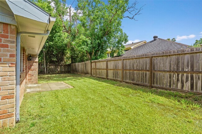 Building Photo - 2315 Woodstream Blvd