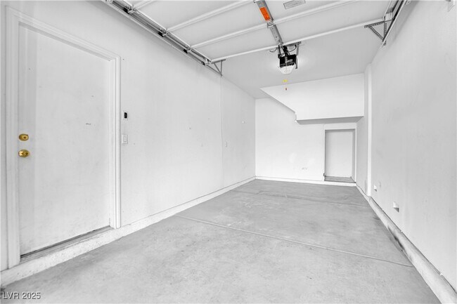 Building Photo - 8283 Misty Sage St
