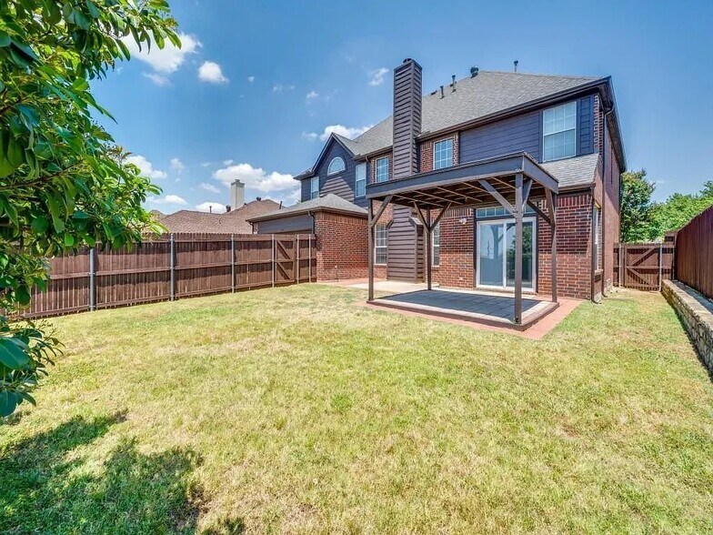 Building Photo - 4100 Benoit Dr