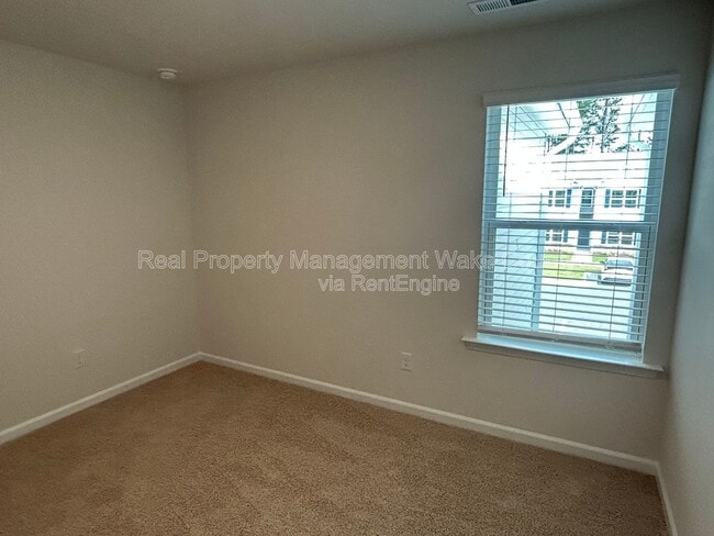 Building Photo - 8539 Beckett Chase Wy