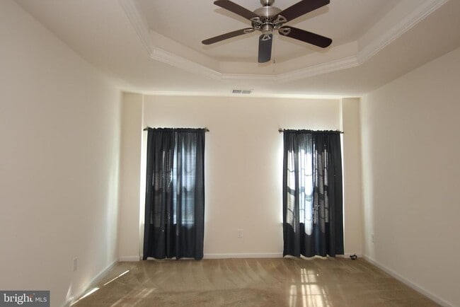 Building Photo - 36401 Ridgeshore Ln