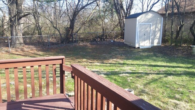 Building Photo - 6427 Canna Ct