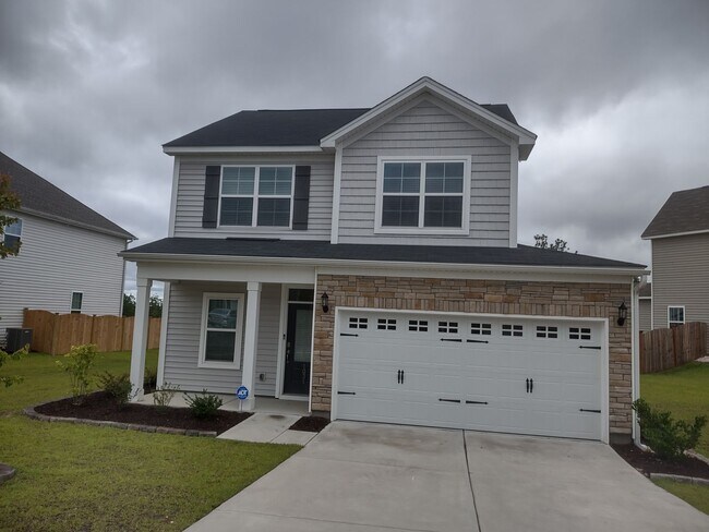 Building Photo - Wonderful Four Bedroom Home Located in the...