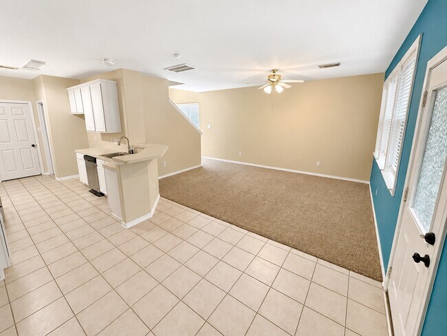 Building Photo - 134 N Camellia Grove Cir