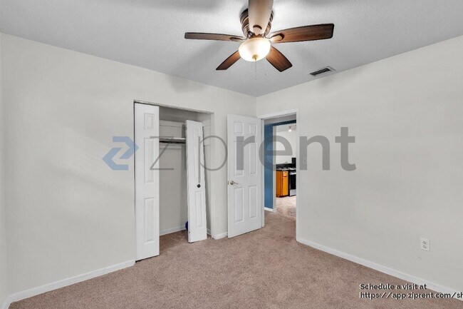 Building Photo - 803 Ellendale Dr