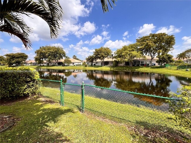 Building Photo - 11281 SW 18th Ct