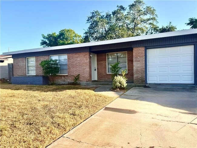 Primary Photo - 5913 Lucille Dr