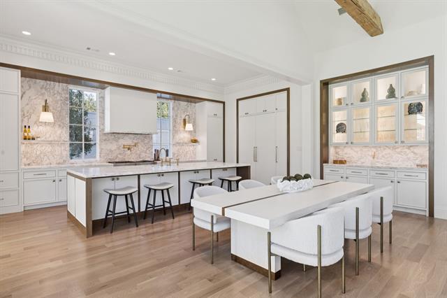 Building Photo - 9143 Blf Holw Ct