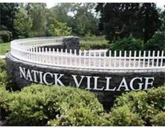 Primary Photo - 4 Village Green Ln