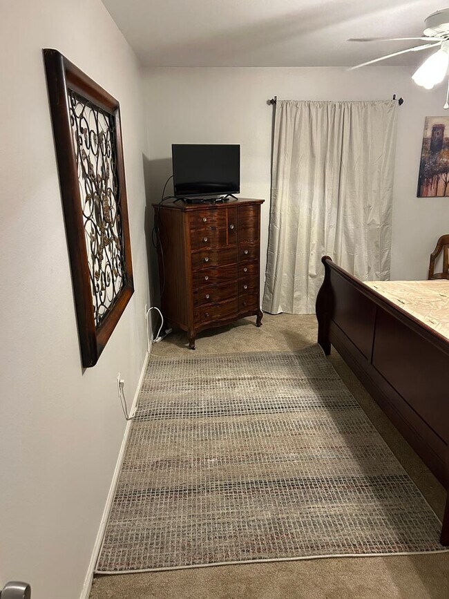 Building Photo - 2500 Houma Blvd