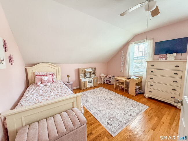 Building Photo - 20 Andrews St