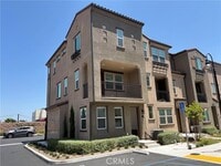 Building Photo - 2211 W Orange Ave