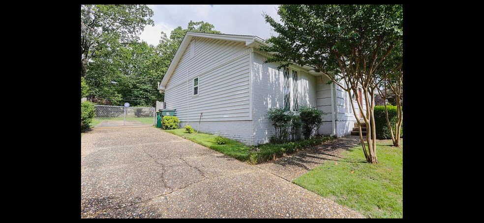 Building Photo - 2300 Gunpowder Rd