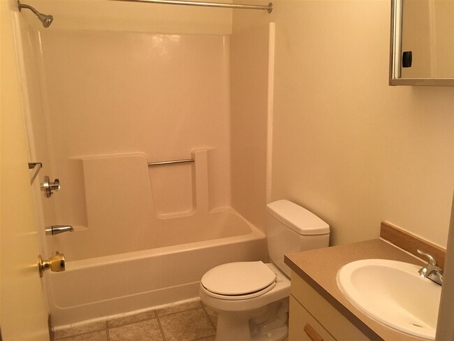 Building Photo - 30 Hanover St