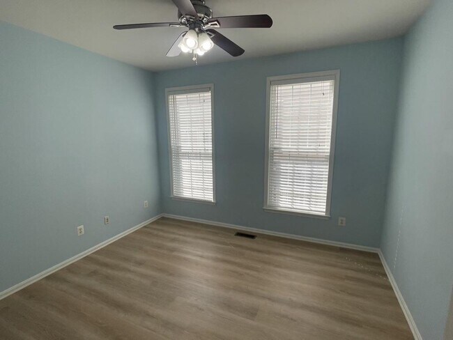 Building Photo - 21825 Wingfoot Ct