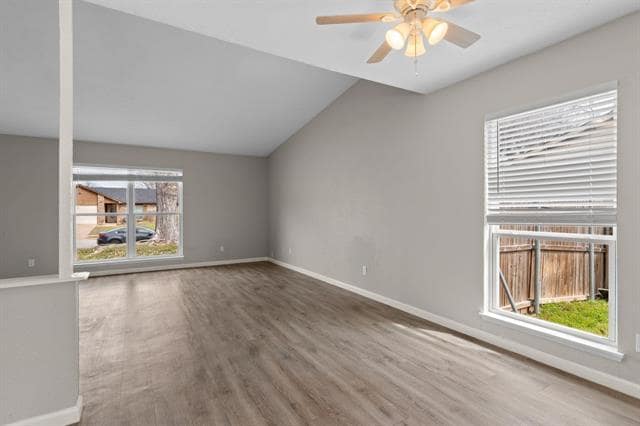 Building Photo - 7573 Big Leaf Ln