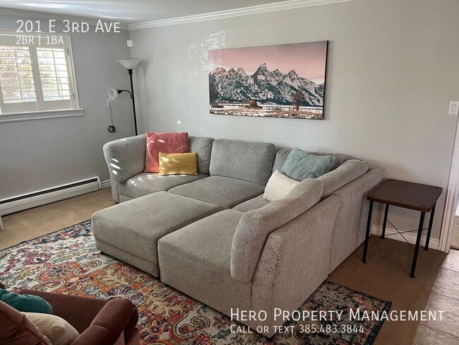 Building Photo - 201 E 3rd Ave