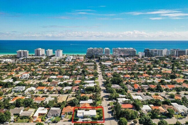 Building Photo - 725 91st St