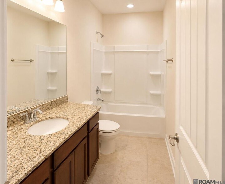 Building Photo - 1418 Gardenia Ln