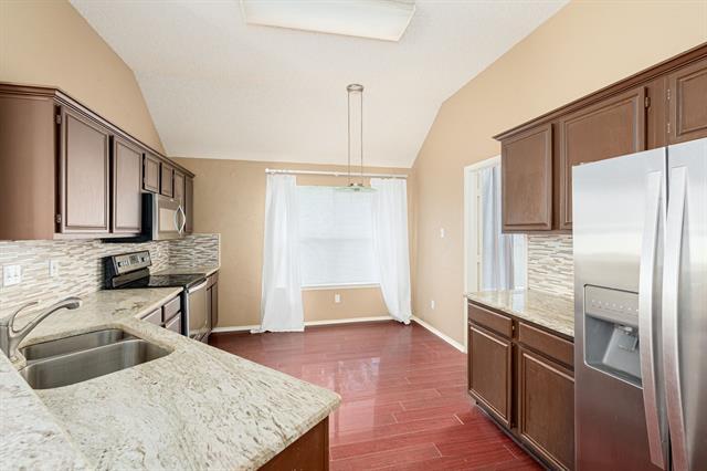 Building Photo - 7800 Clark Springs Dr