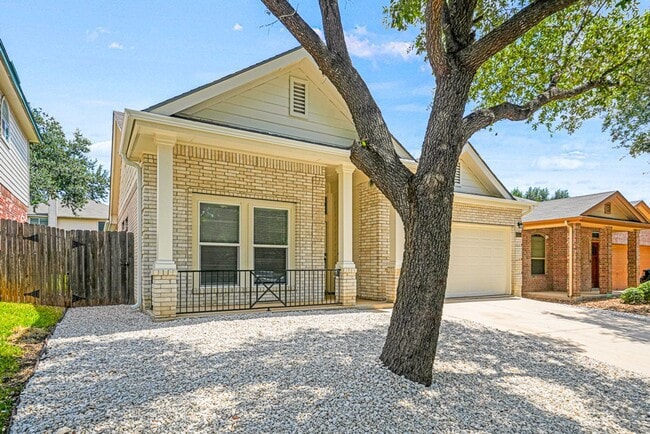 Building Photo - For Rent! Updated Single Story in Sonoma R...