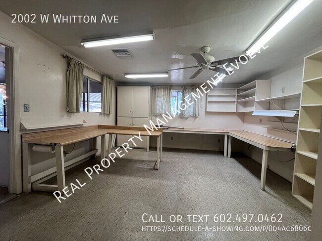 Building Photo - 2002 W Whitton Ave