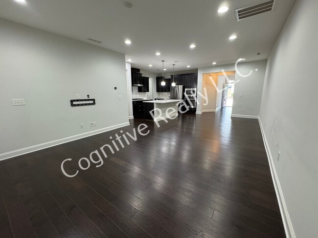 Building Photo - 1024 Laurel Twist Rd