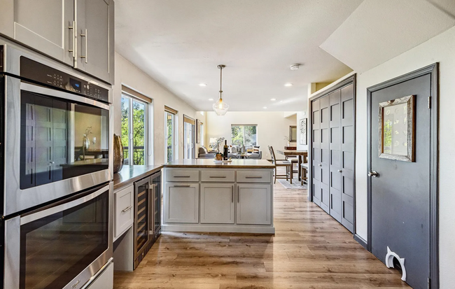 Building Photo - Montclair Hills Retreat with Breathtaking ...