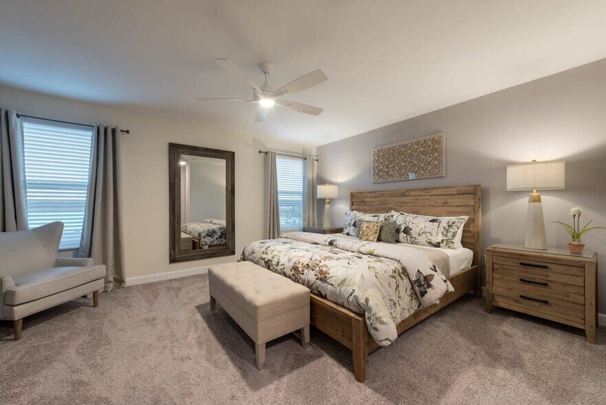 Building Photo - 4821 Kings Castle Cir