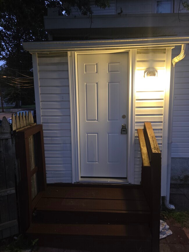 Building Photo - 2401 41st St