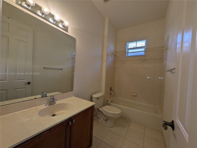Building Photo - 601 Pacific Grove Dr