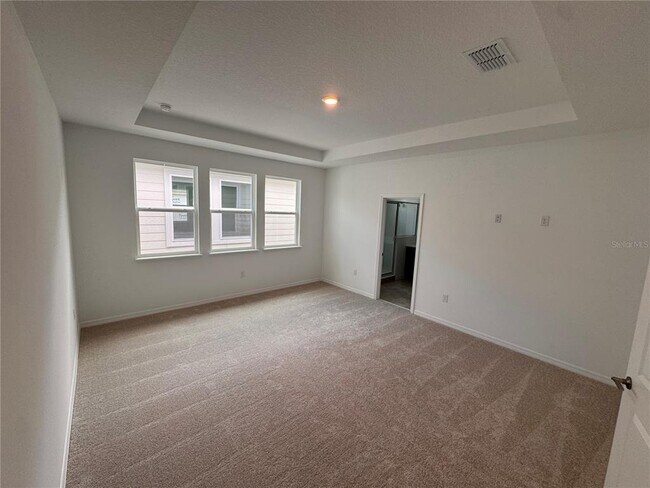 Building Photo - 14727 Field Daisy Dr