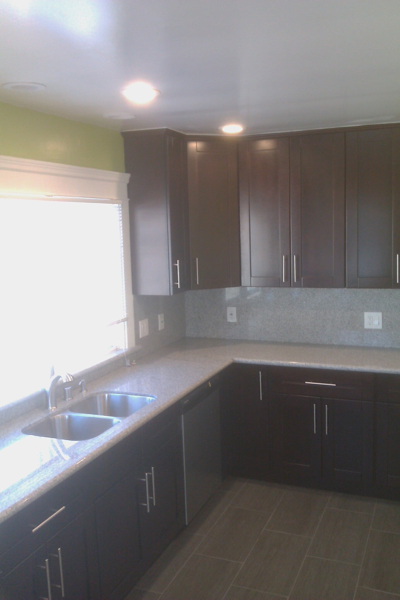 Building Photo - 917 Grand Ave