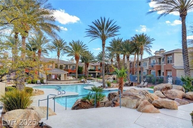 Building Photo - 821 Glacier Peak Ln