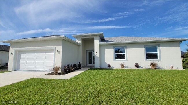 Building Photo - 412 SW 28th Ave