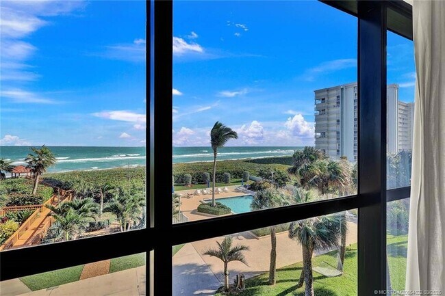 Building Photo - 10410 S Ocean Dr