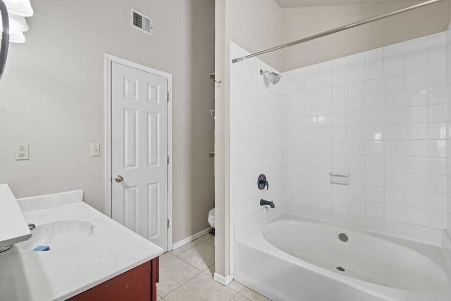 Building Photo - 1216 Velma Miles Pl