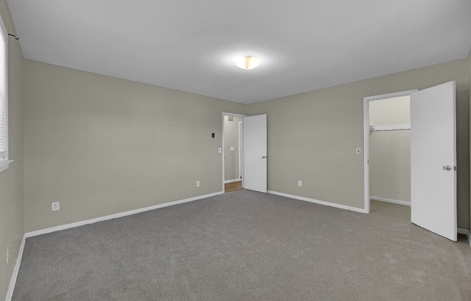 Bedroom - 207 Gertrude Ter