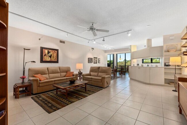 Building Photo - 5400 Eagles Point Cir