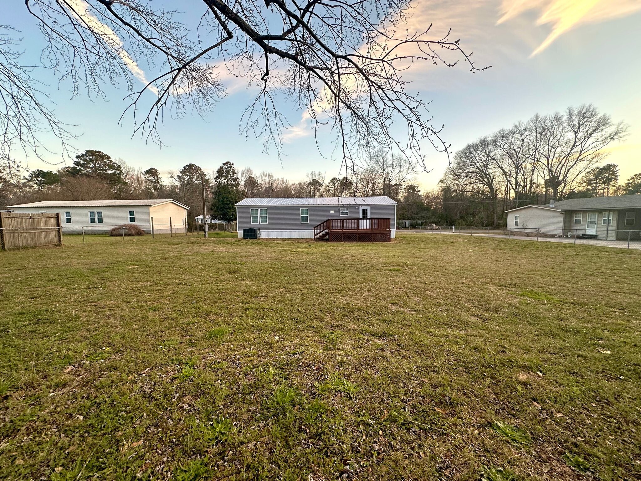 Building Photo - 118 Little Farm Ln